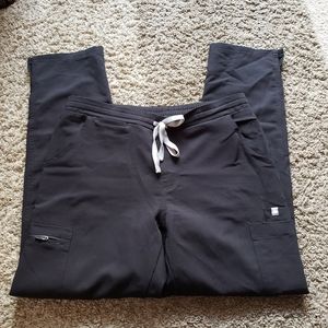 Figs black skinny yola